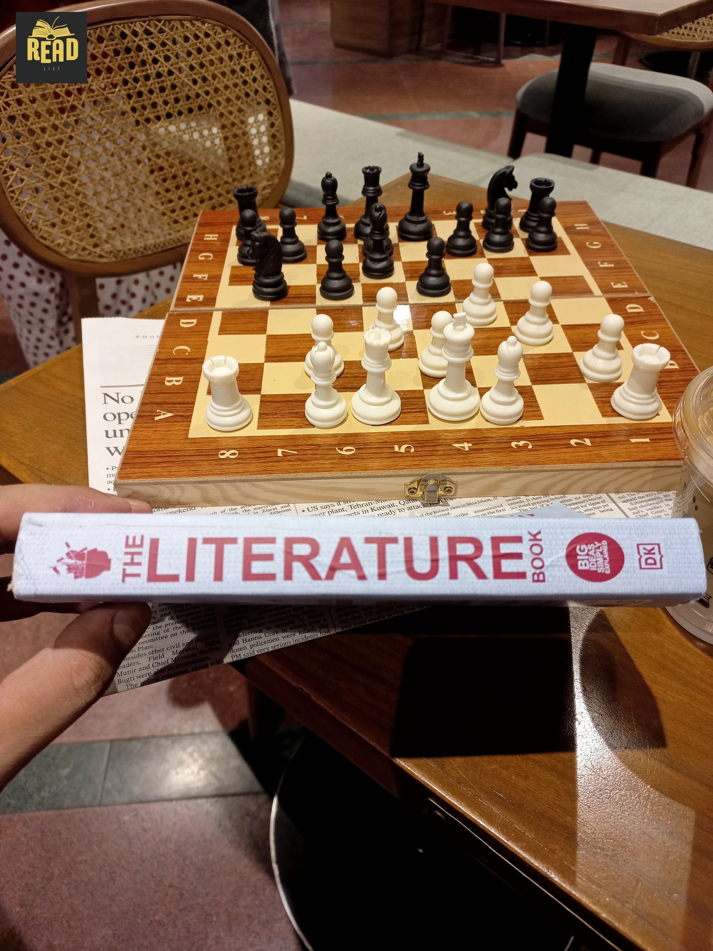 The Literature Book – Big Ideas Simply Explained
