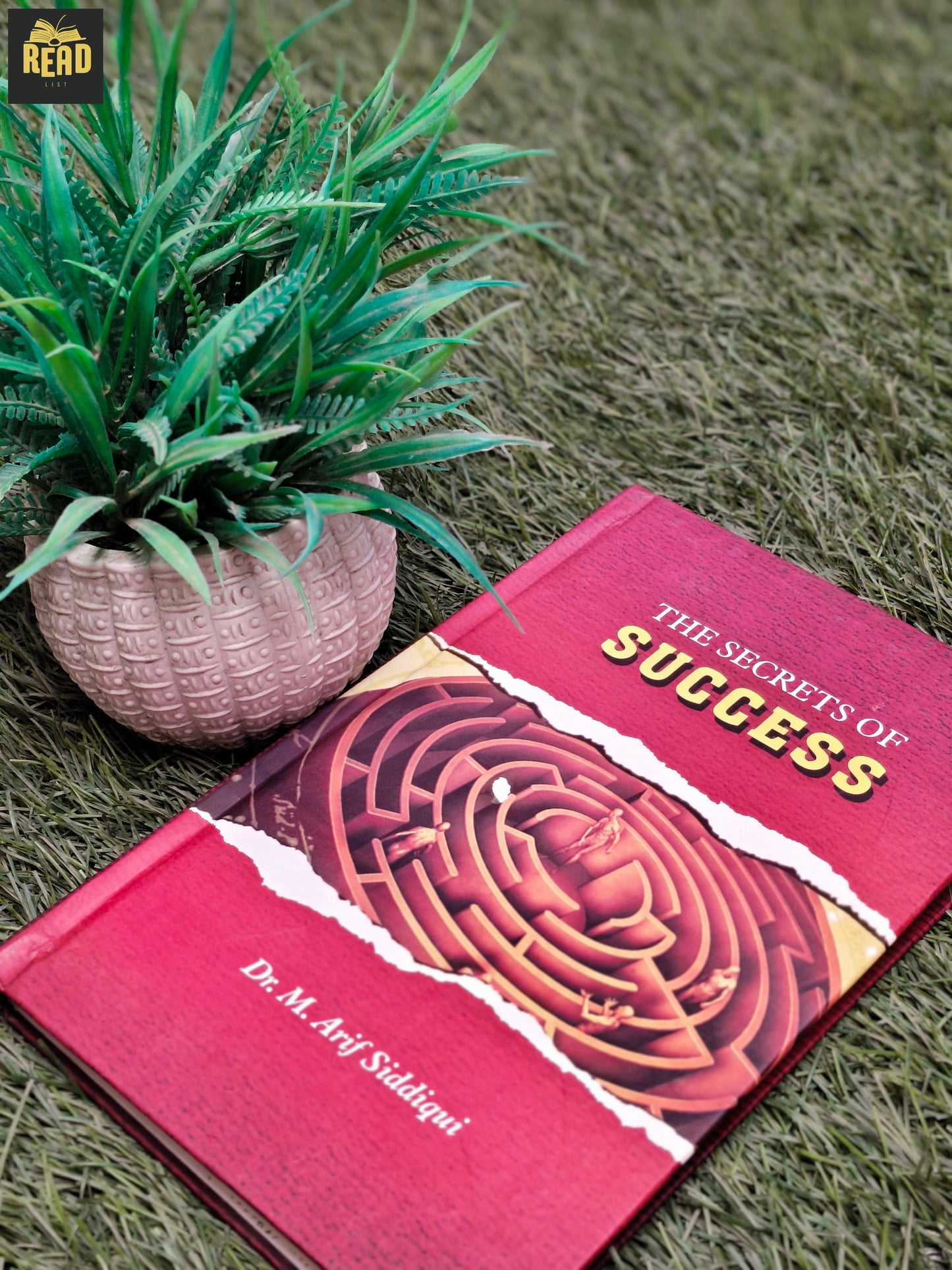 The Secrets of Success by Dr. M. Arif Siddique front book cover