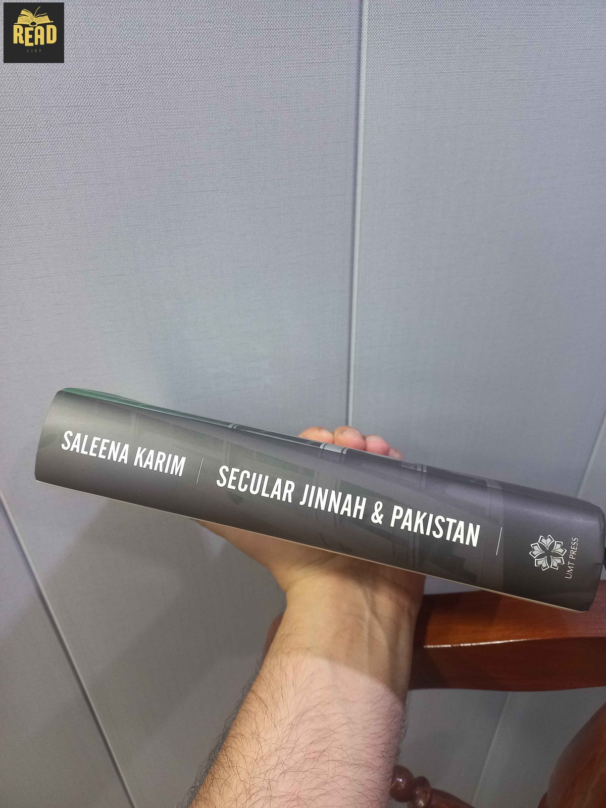 Secular Jinnah and Pakistan What the Nation Doesn't Know by Saleena Karim side cover