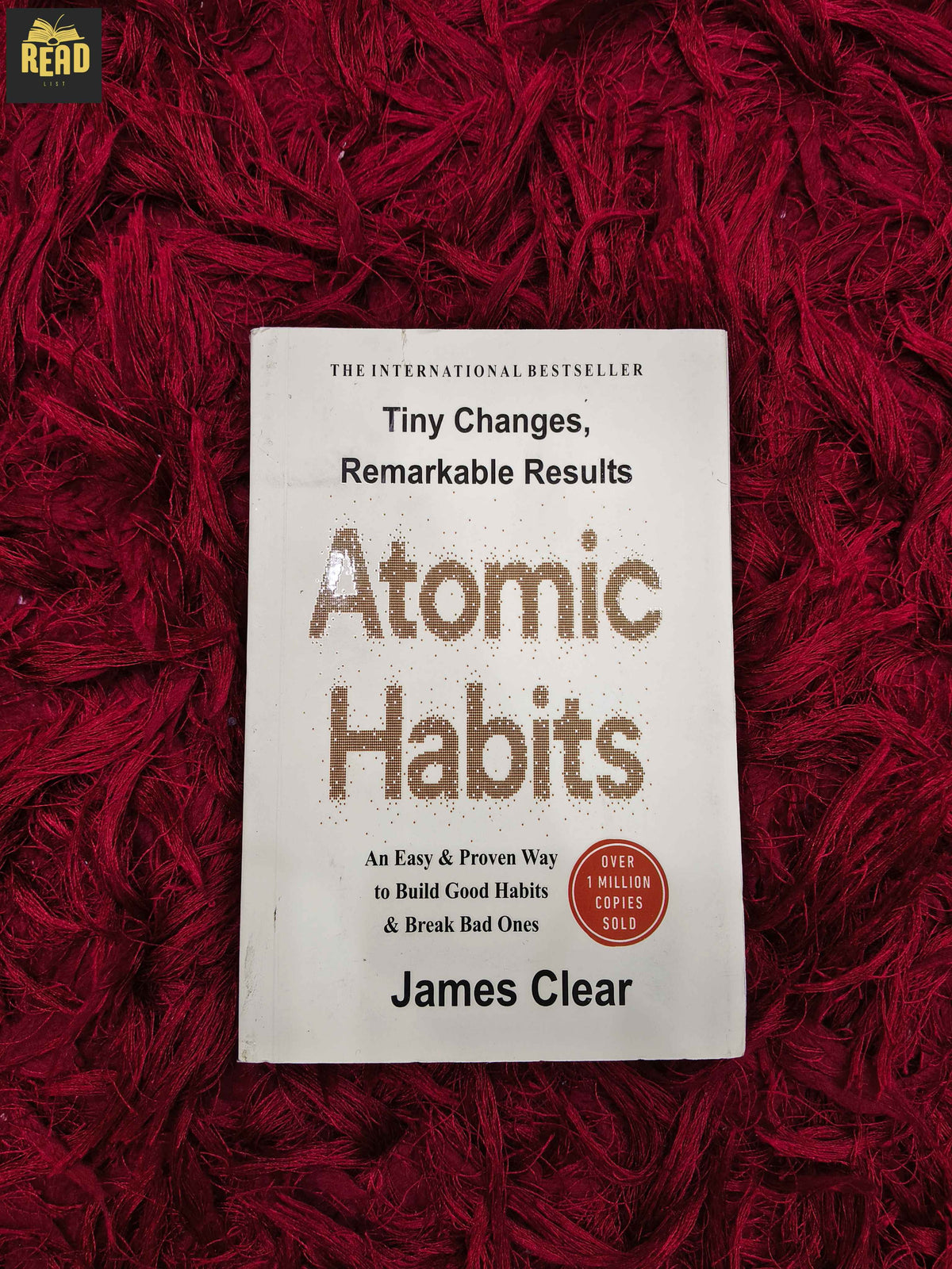 Atomic Habits by James Clear front cover
