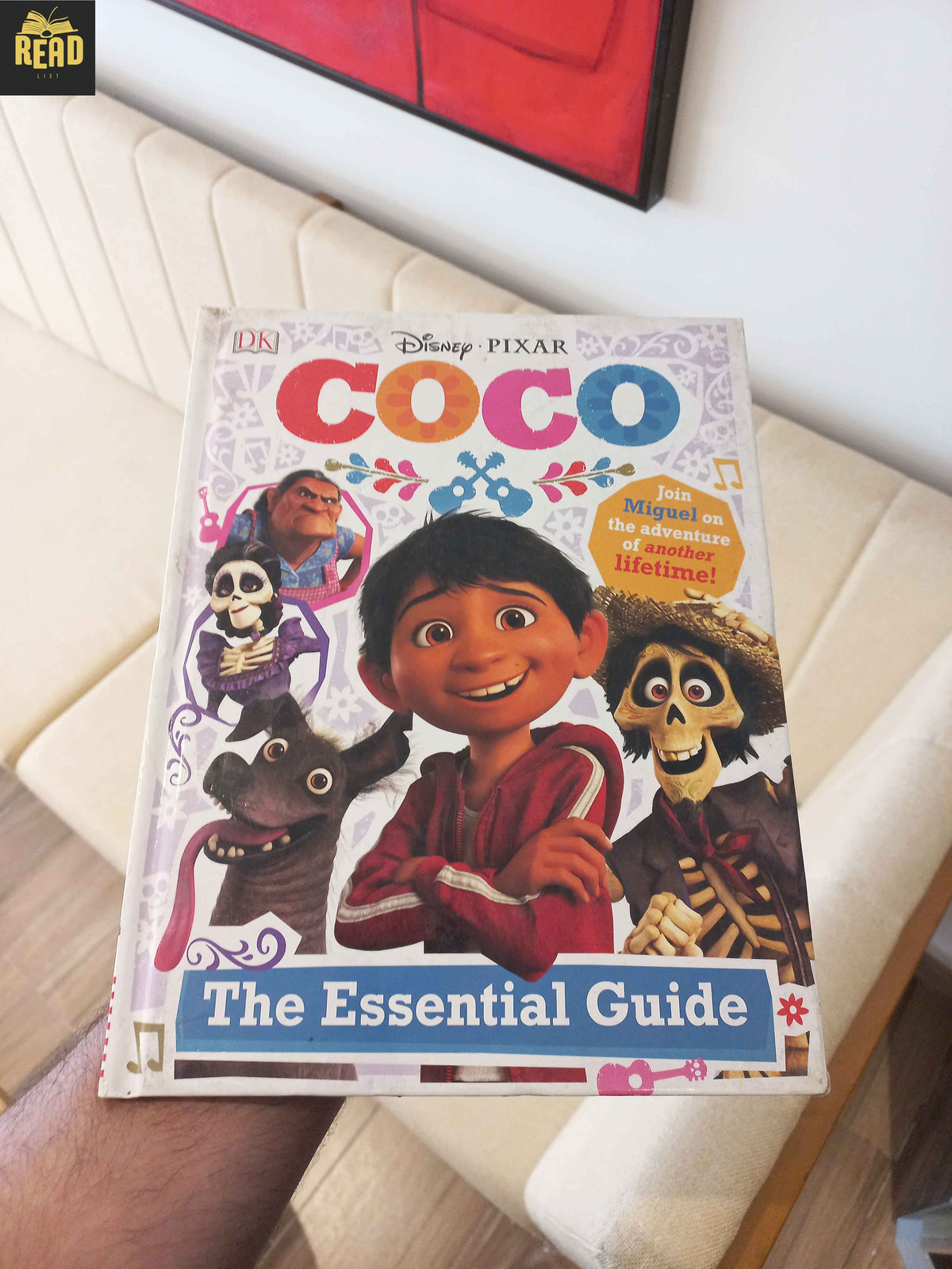 Disney Pixar Coco The Essential Guide by DK front cover