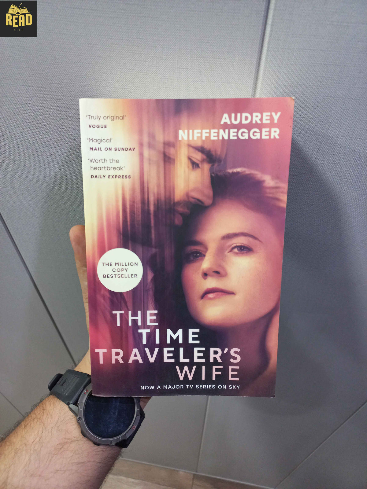 The Time Traveler's Wife by Audrey Niffenegger front cover