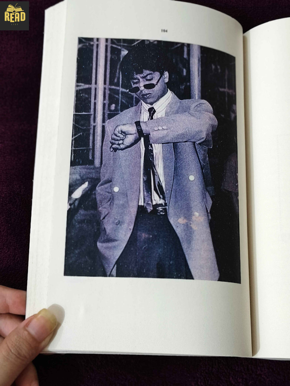Shah Rukh Khan Legend Icon Star by Mohar Basu book inside pages
