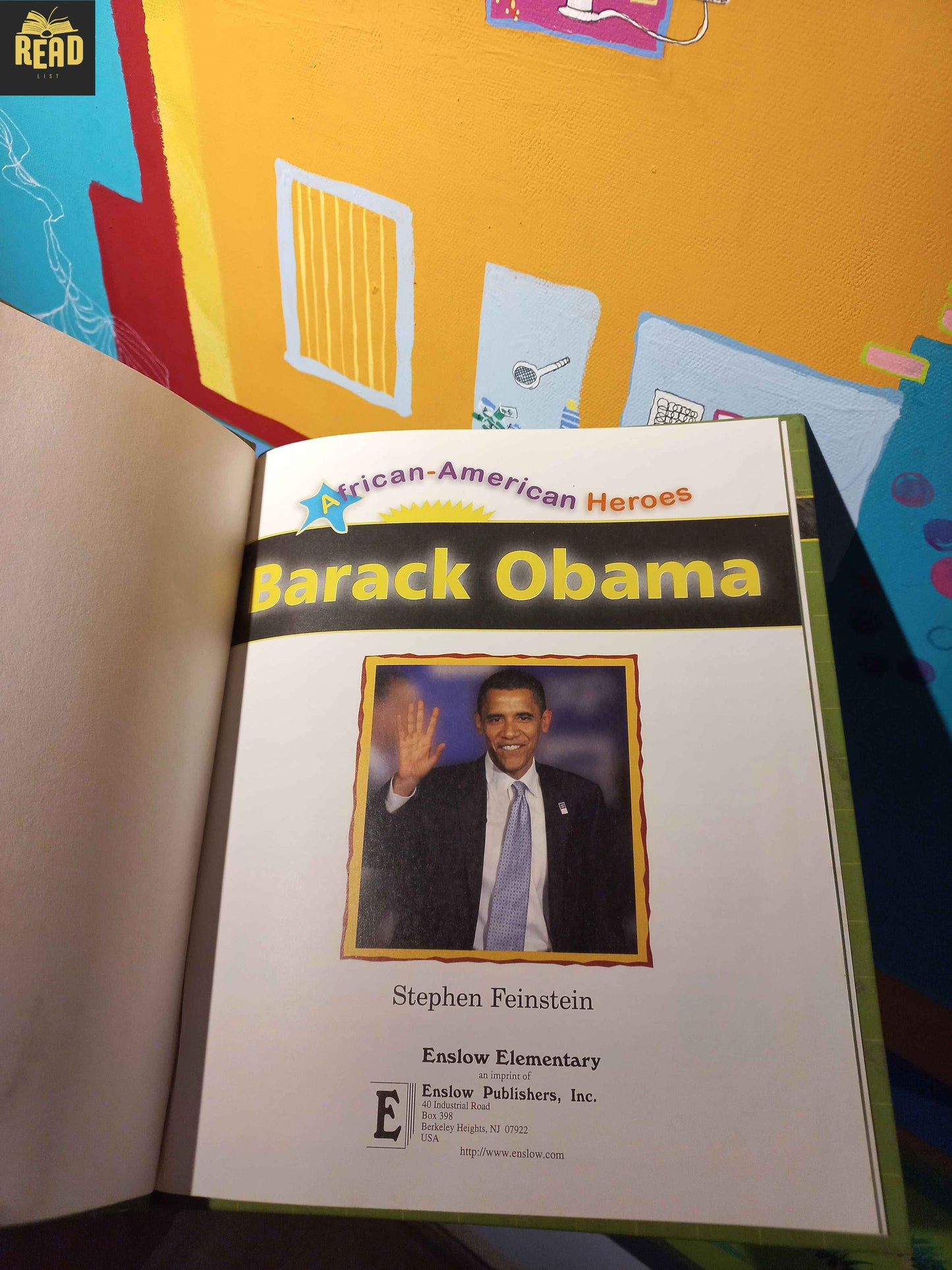 Barack Obama African-American Heroes illustrated biography inside page